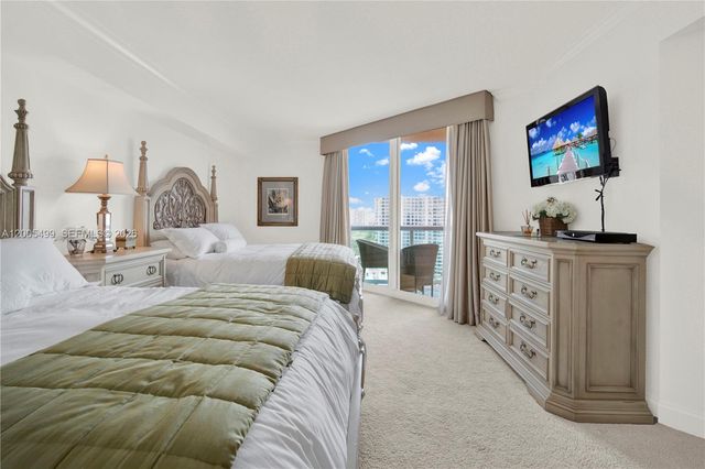3370 Hidden Bay Dr 1702, Aventura, FL 33180