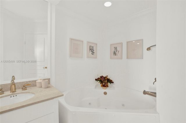 3370 Hidden Bay Dr 1702, Aventura, FL 33180