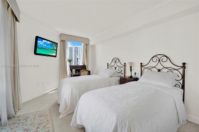 3370 Hidden Bay Dr 1702, Aventura, FL 33180