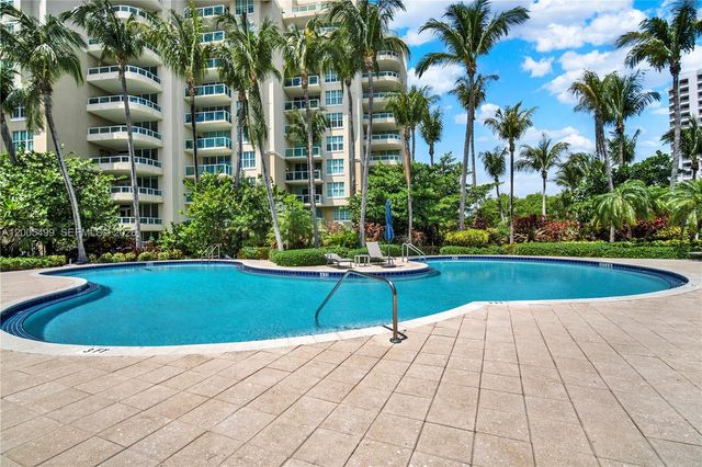 3370 Hidden Bay Dr 1702, Aventura, FL 33180