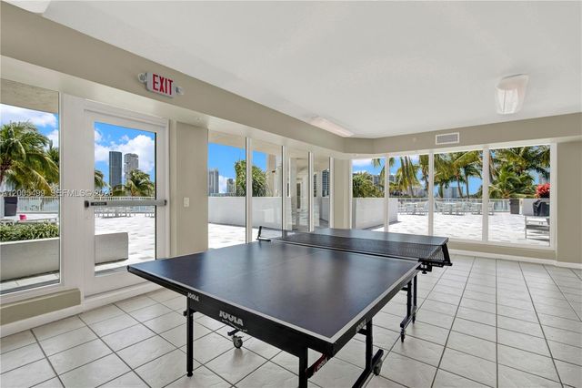 3370 Hidden Bay Dr 1702, Aventura, FL 33180