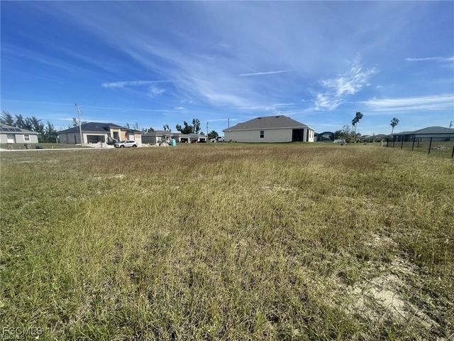 1810 NW 20th ST, Cape Coral, FL 33993