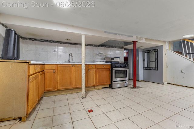 7019 Mead Street, Dearborn, MI 48126