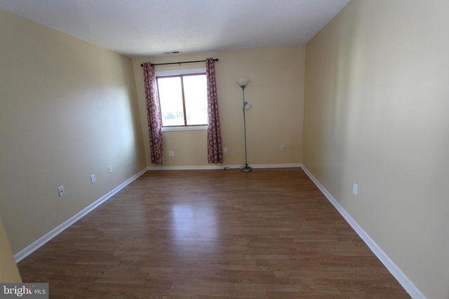 2002 RAVENS CREST DR, Plainsboro, NJ 08536
