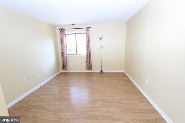 2002 RAVENS CREST DR, Plainsboro, NJ 08536