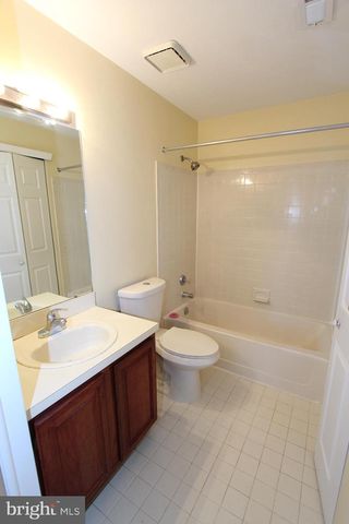 2002 RAVENS CREST DR, Plainsboro, NJ 08536