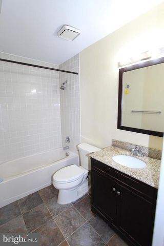 2002 RAVENS CREST DR, Plainsboro, NJ 08536
