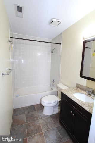 2002 RAVENS CREST DR, Plainsboro, NJ 08536