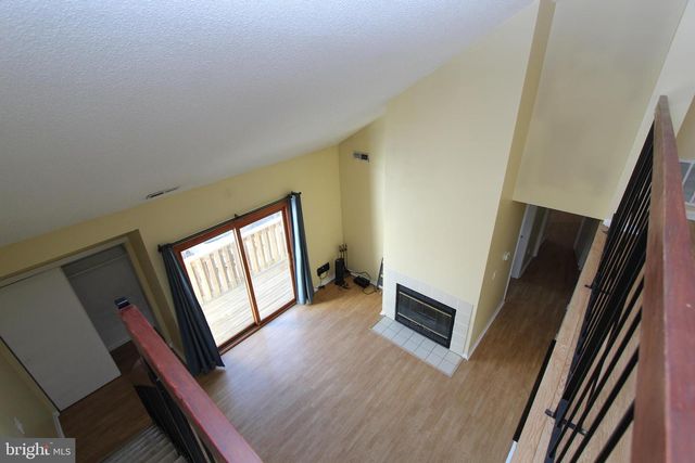 2002 RAVENS CREST DR, Plainsboro, NJ 08536