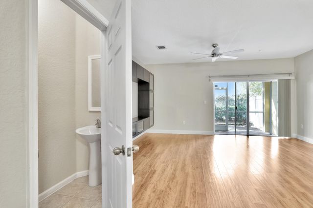 6527 Catalina Lane, Tamarac, FL 33321