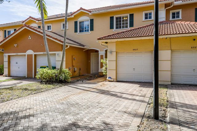 6527 Catalina Lane, Tamarac, FL 33321