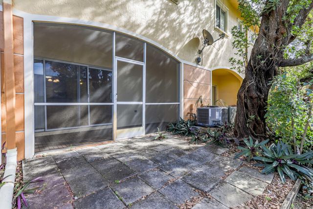 6527 Catalina Lane, Tamarac, FL 33321