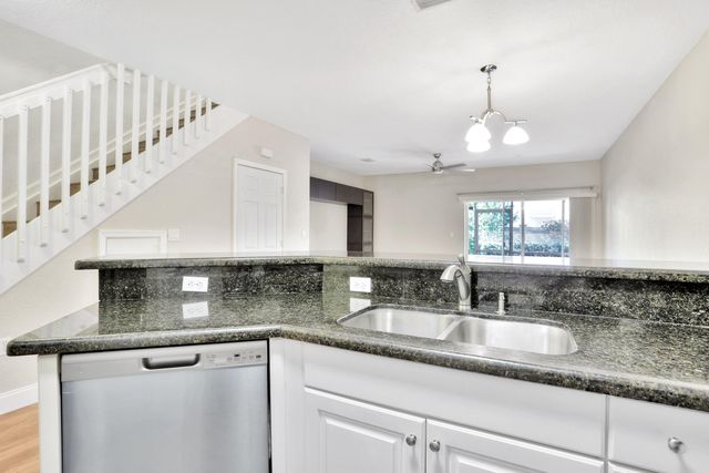 6527 Catalina Lane, Tamarac, FL 33321