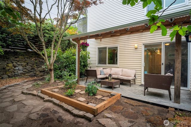 831 19th Avenue S, Seattle, WA 98144