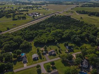 000 E Ladd Road, Goldsby, OK 73093