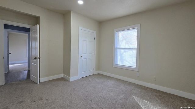 5345 commerce, San Antonio, TX 78237