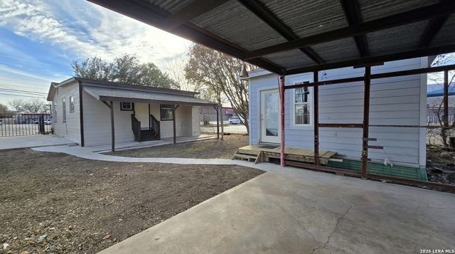 5345 commerce, San Antonio, TX 78237