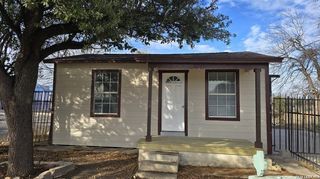5345 commerce, San Antonio, TX 78237