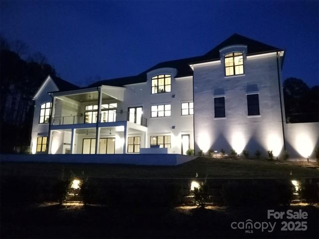 18304 Rosapenny Road, Charlotte, NC 28278