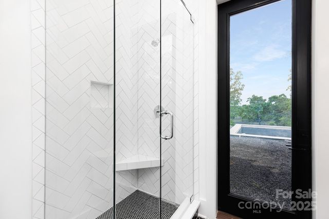 18304 Rosapenny Road, Charlotte, NC 28278