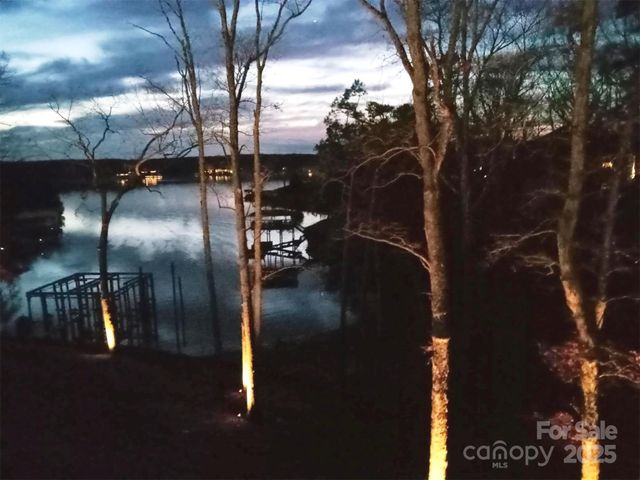 18304 Rosapenny Road, Charlotte, NC 28278