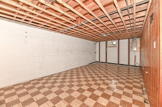 5619 Exeter STREET, Greendale, WI 53129