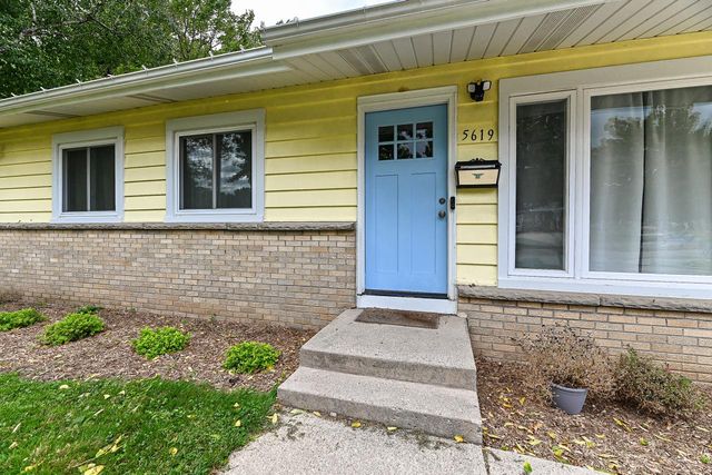 5619 Exeter STREET, Greendale, WI 53129