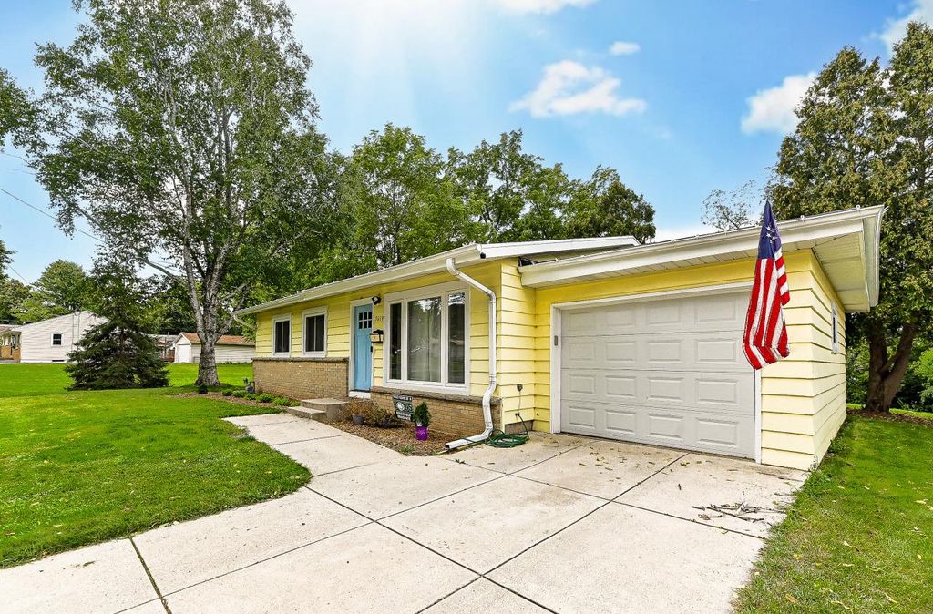 5619 Exeter STREET, Greendale, WI 53129