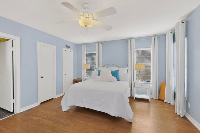 9263 Forest Hills Boulevard, Dallas, TX 75218