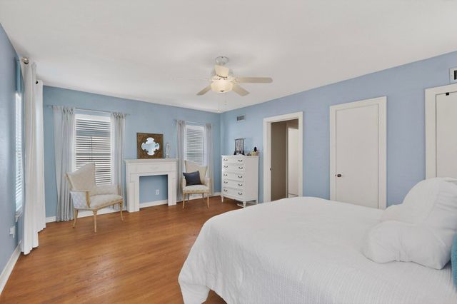 9263 Forest Hills Boulevard, Dallas, TX 75218