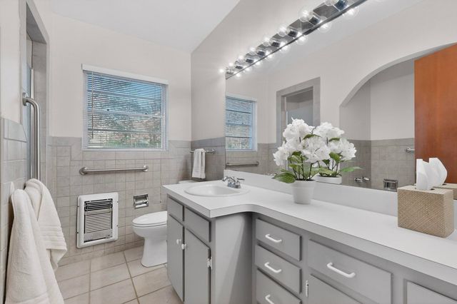 9263 Forest Hills Boulevard, Dallas, TX 75218