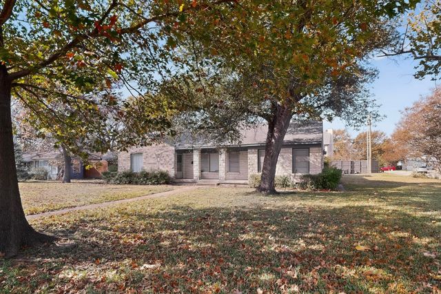 9263 Forest Hills Boulevard, Dallas, TX 75218