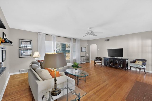 9263 Forest Hills Boulevard, Dallas, TX 75218