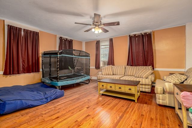 901 Main St, Leominster, MA 01453