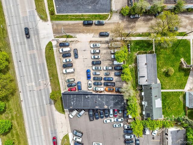 32017 Michigan Avenue, Wayne, MI 48184
