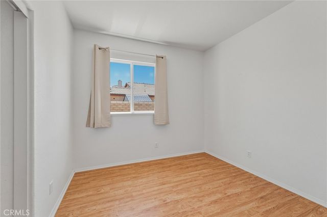 13900 Nelliebell, Victorville, CA 92392