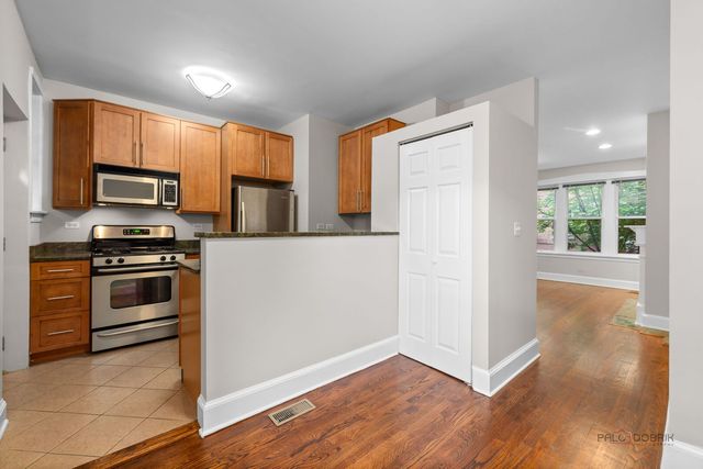 2026 N BURLING Street 107, Chicago, IL 60614