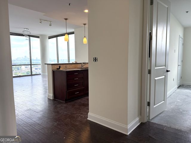 270 17th Street NW 1902, Atlanta, GA 30363