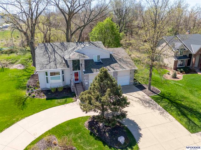 12525 Burt Street, Omaha, NE 68154