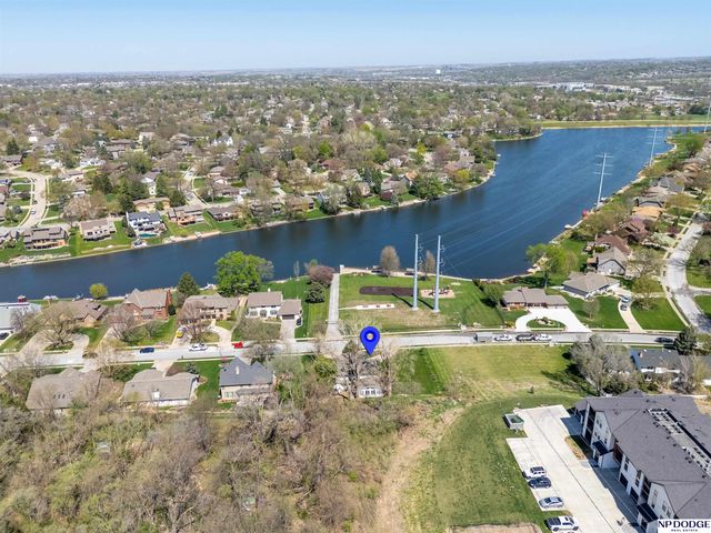 12525 Burt Street, Omaha, NE 68154