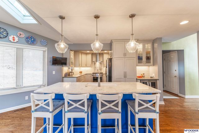 12525 Burt Street, Omaha, NE 68154