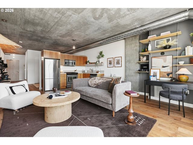 1926 W BURNSIDE St 1210, Portland, OR 97209