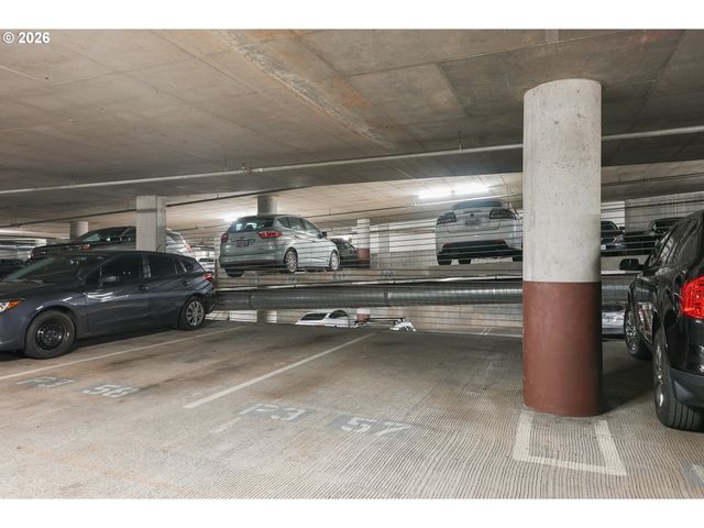 1926 W BURNSIDE St 1210, Portland, OR 97209