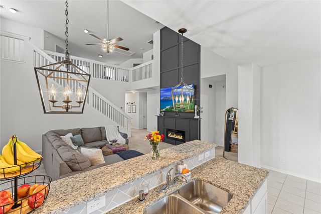 418 Barren Oak Lane, Crosby, TX 77532