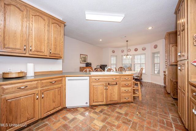 2804 Holden Drive, Vancleave, MS 39565