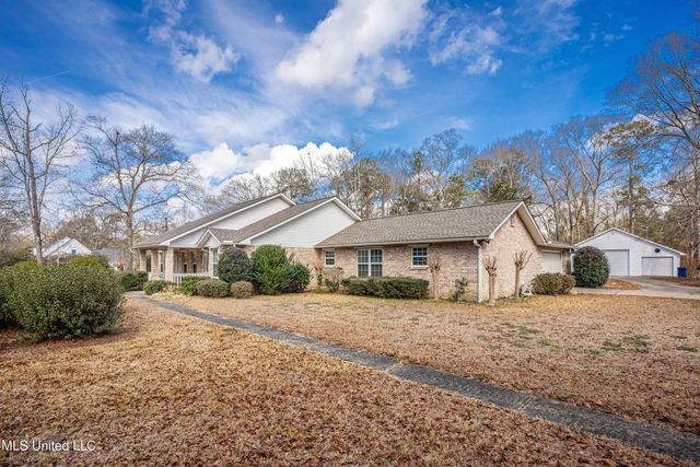 2804 Holden Drive, Vancleave, MS 39565