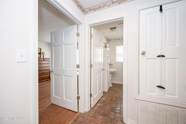 2804 Holden Drive, Vancleave, MS 39565