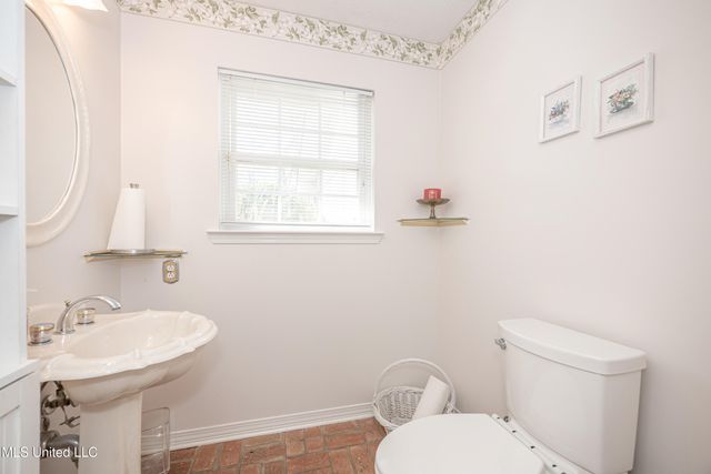 2804 Holden Drive, Vancleave, MS 39565