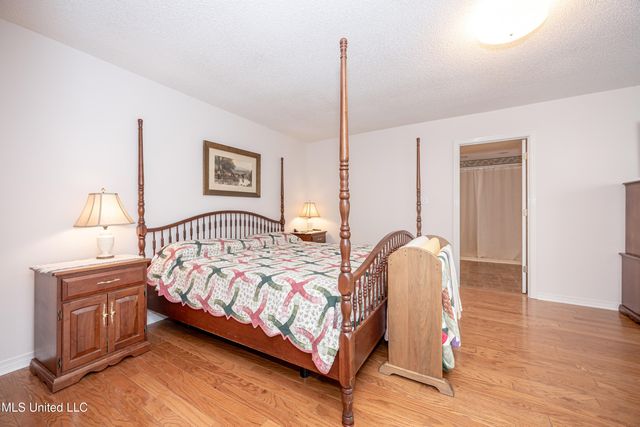 2804 Holden Drive, Vancleave, MS 39565