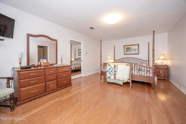 2804 Holden Drive, Vancleave, MS 39565